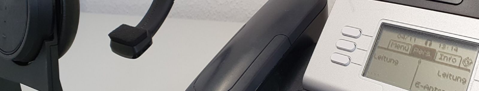 Teil eine Telefons mit Hörer und Kopfhörer© Dienstleistungszentren Ländlicher Raum